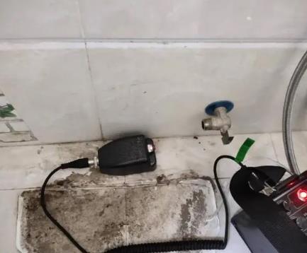 崇左市屋顶漏水维修公司分享下卫生间漏水的危害及解决方法